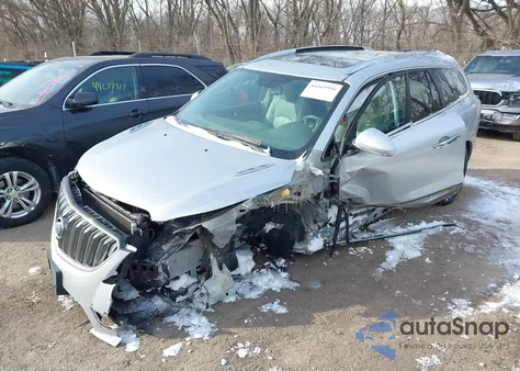 2016 Buick Enclave Leather z USA, uszkodzony, nr VIN 5GAKRBKD3GJ271084